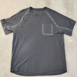 Lululemon T-shirt